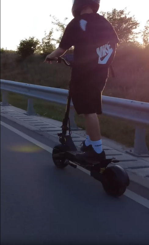 Show off a little, we think you deserve to be the center of attention.#OOTD