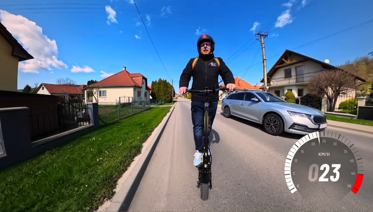 OOTD SR1 | Detailné Predstavenie a Test Rýchlosti od Luca Canella (Slovensko)