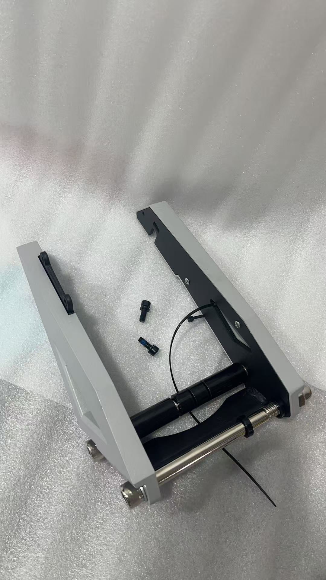 T10 Rear Support Bracket